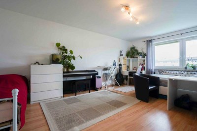 Mitten im Univiertel - Schöne vermietete 3 Zi. Whg. inkl. Tiefgaragenstellplatz
