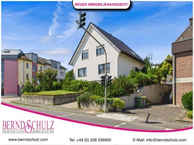 Großes Einfamilienhaus mit Gartenidylle in Bestlage