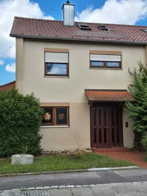 Charmantes Reiheneckhaus in Heilbronn / Schanz