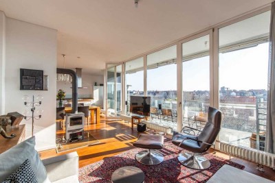 Exclusive Penthouse on Paul-Lincke-Ufer: Urban Luxury in a Prime and Tranquil Location