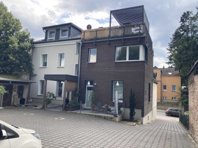 Zentral in Birkenwerder Vier Zimmer Wohnung mit Dachterrasse