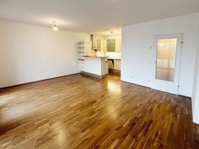 Moderne 4-Zimmer-Wohnung / Breitwiesergutstraße