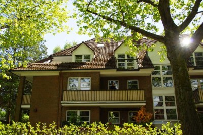 Erstbezug nach Renovierung - 2,5 Zimmer Wohnung mit EBK und Balkon in Hamburg Marienthal / Wandsbek