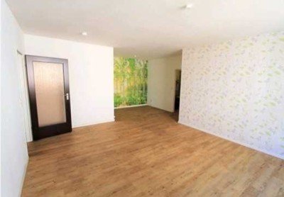 2 Zimmer Wohnung direkt am krefeld Hbf