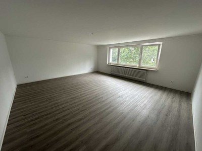 Zentrale 2 ZimmerWohnung mit Balkon