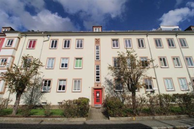 +++ Praktische 3-Zimmer-Wohnung in Trachau + Tageslichtbad + Balkon & mehr! +++