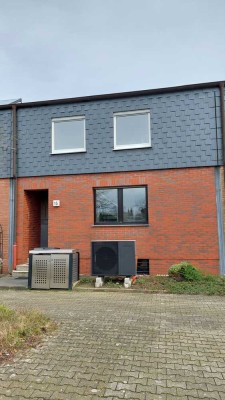Modernisiertes geräumiges Split-Level-Haus in beliebter, ruhiger Gegend