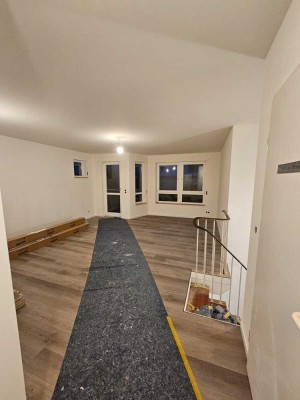 Komplett renovierte 2-Zimmer-Maisonette-Wohnung in Jügesheim