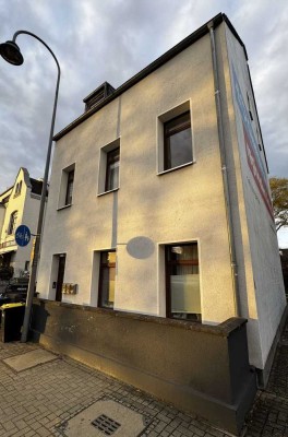 -- MÜNGERSDORF -- gemütliche Maisonette-Whg. mit Stellplatz -- bitte auch "Sonstiges" lesen --