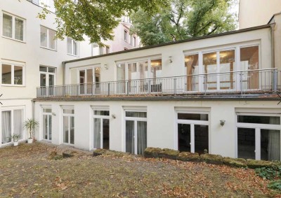 Büro Townhouse mit separatem Garten auf der Friedrichstraße (A-Lage)