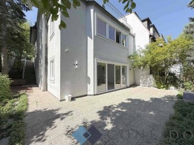 Zuckerkandlgasse - Herrliche Doppelhaushälfte mit großer Terrasse und Eigengarten!
