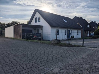 Geräumiges, preiswertes Einfamilienhaus in Hambergen, Top Lage