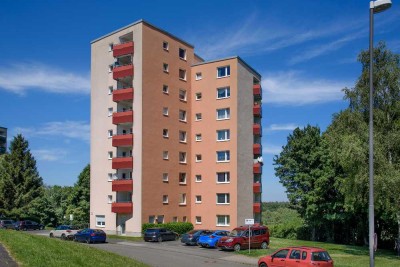 Moderne Erdgeschosswohnung mit Balkon