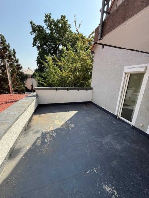 Schöne 2-Zimmer-Wohnung mit Terrasse und Tageslichtbad in Lützen