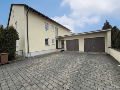 Vermietetes Zweifamilienhaus mit PV-Anlage & Garten in Geiselhöring – solide Kapitalanlage