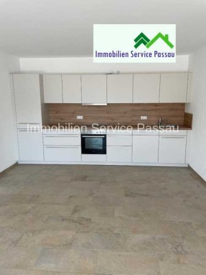 Moderne 3-Zimmer-Wohnung mitten im Zentrum von Fürstenzell mit Einbauküche und Lift. Erstbezug!