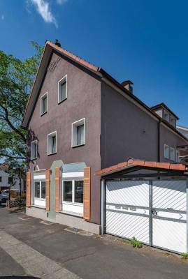 Schuch Immobilien - Wohn- und Geschäftshaus in Biebrich mit 2 Wohnungen u ehem. Gaststätte