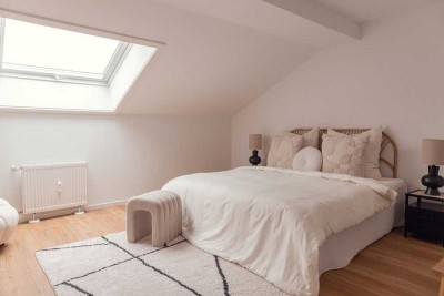 Helle, renovierte 3-Zimmer Dachgeschoßwohnung in DAH-Süd