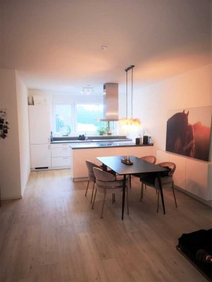 TOP Single-Wohnung mit großzügiger Terrasse
- moderne Ausstattung - zentrale Lage -