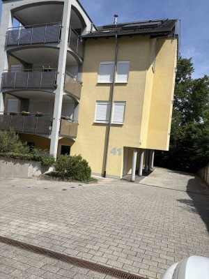 Moderne 4-Zi.-Wohnung unterhalb des Vormbergs – 123,70 m², Balkon & Stellplätze