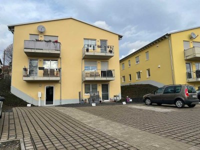 2 ZKB, EBK, Balkon, Stellpl, TL-Bad m Dusche