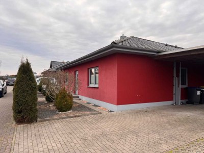 Einfamilienhaus mit 4 Zimmern, modern und gepflegt, Kamineinbau möglich, Carport !!!