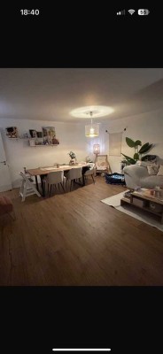 Von Privat Luxuriöse 2-Zimmer Wohnung in Wiesbaden-Biebrich