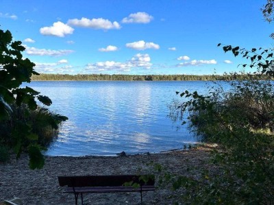 Neuwertiges Freizeithaus nah am See