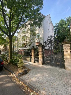 Kernsanierte Wohnung im begehrten Offenbacher Westend