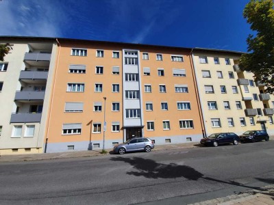 Ihr neues Zuhause unterm Dach – hell, citynah und bezugsfertig ab 01.09.2025