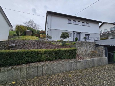 ++ Modernes, freistehendes 1-Familienhaus in ruhiger Lage + Garten + 2 Garagen + Gaggenau-Selbach ++