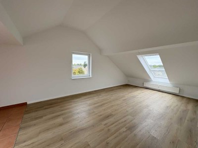 Dein neues Zuhause ! - sanierte 2 Zimmer Wohnung