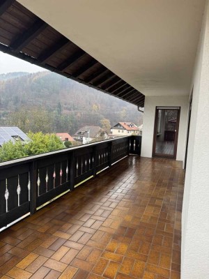 Wohnen mit atemberaubendem Ausblick in Eberbach - Exklusive 4-Zimmer-Wohnung