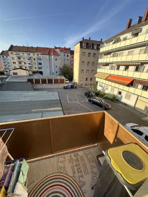 Bezugsfreie City Wohnung, Uni-Nähe- WG-geeignet, gr.Garage und Stellplatz