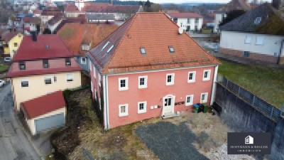 Historisches, saniertes Mehrfamilienhaus in Michelfeld: 
komplett vermietet