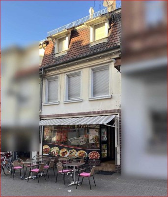 Wohn - Geschäftshaus in der Fußgängerzone