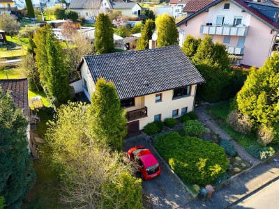 Weltenbummler + Selbstverwirklicher aufgepasst: Ein besonderes Wohnhaus in Hohenstein-Born!