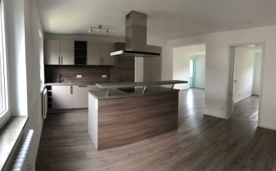 *** Von Privat*** 3 1/2 Zi Wohnung - modernst renoviert