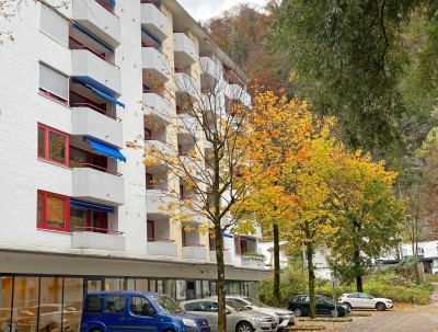 ANLAGE - Vermietete 2-Zimmer-Wohnung mit Loggia und Tiefgaragenstellplatz