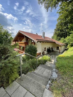Renovierte 3-Zimmer-Wohnung mit Balkon in Miesbach