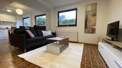 Möblierte, schöne, helle 1-Zimmer Wohnung im Grünen