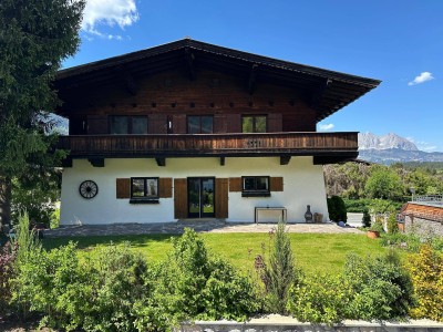 Sonnige Wohnung mit Terrasse und großem Garten