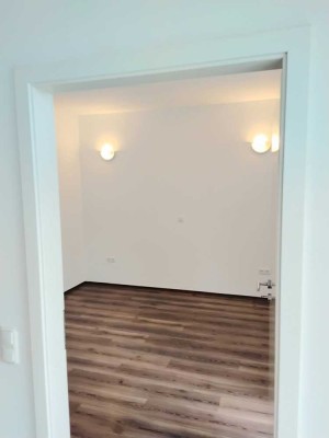 Helle 2-ZW Wohnung in Hanau Wolfgang