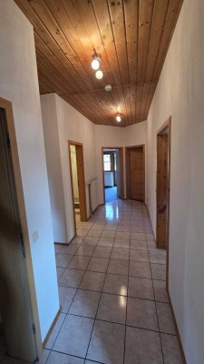 1500 € - 92 m² - 3.0 Zi.