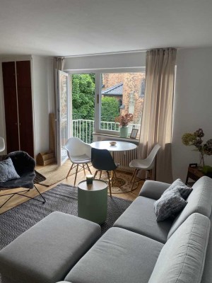 Vollmöbliertes Single-Appartement mit Balkon in Wuppertal-Elberfeld