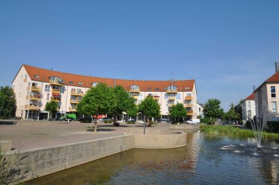 Familienidyll * Dachwohnung (Aufzug) - 3-Zim. +große Kammer
