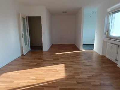 Großzügig geschnittene 1-Zimmer-Wohnung