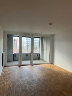 Großzügige und lichtdurchflutete 5 Zimmer Wohnung