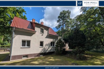! Sehr solides Einfamilienhaus mit großem Grundstück in begehrter Wohnlage von Birkenwerder !
