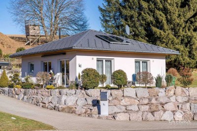 Ihr Alterswohnsitz | Neuwertiges Domizil in Herrischried als Bungalow mit Doppelgarage und Carport